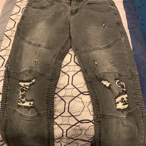 Men’s 30x30 Ripped Grey Jeans (Young&Reckless)